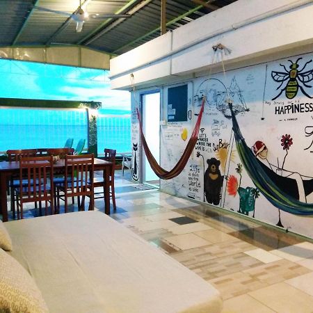 Sandakan Backpackers Hostel ภายนอก รูปภาพ