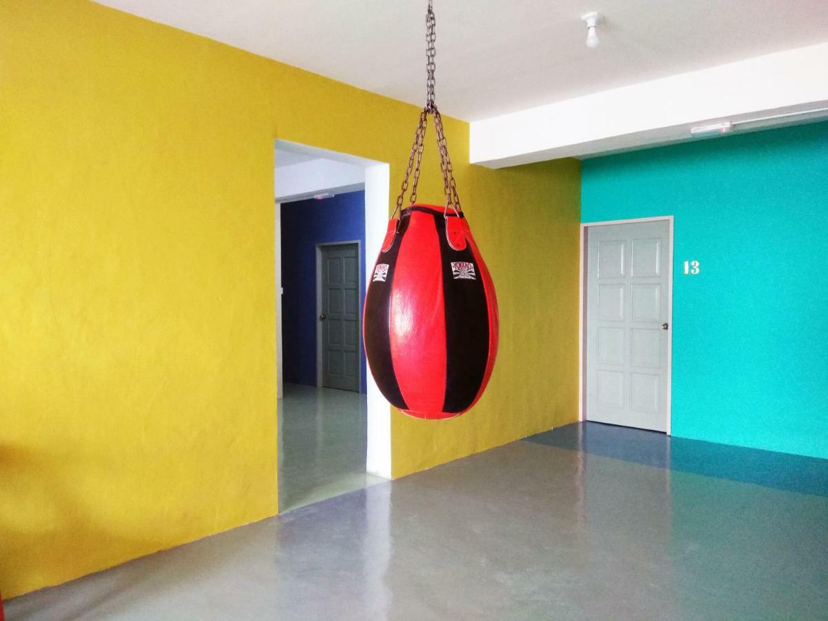 Sandakan Backpackers Hostel ภายนอก รูปภาพ