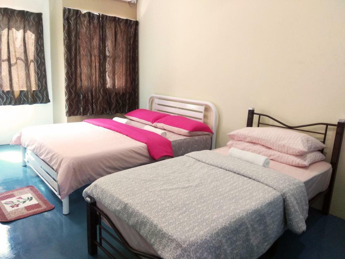 Sandakan Backpackers Hostel ภายนอก รูปภาพ