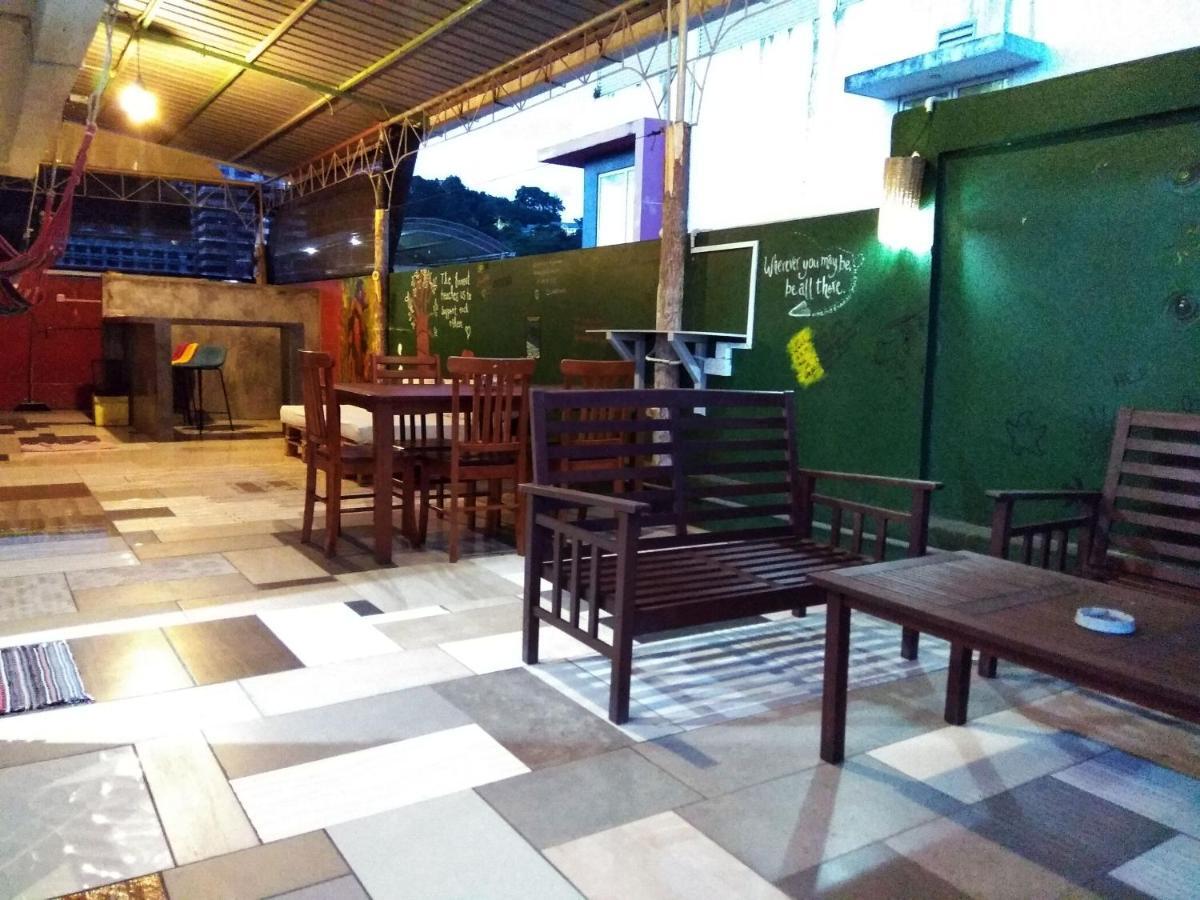 Sandakan Backpackers Hostel ภายนอก รูปภาพ