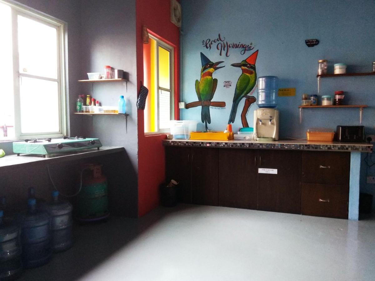 Sandakan Backpackers Hostel ภายนอก รูปภาพ